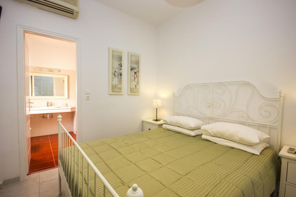 Anixi Hotel Ornos  Oda fotoğraf